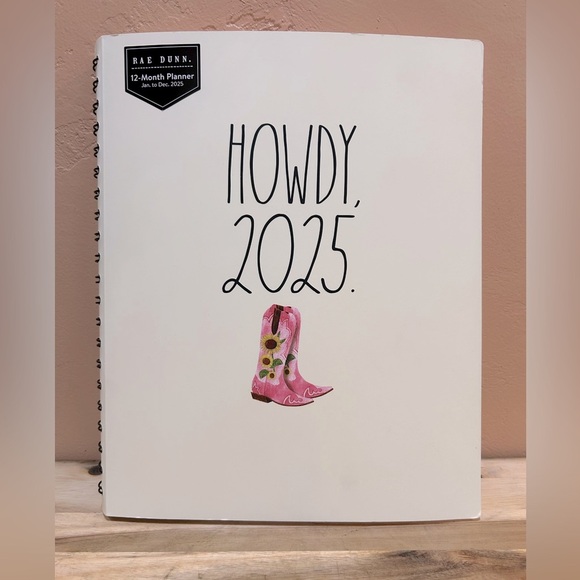 Rae Dunn HOWDY 2025 Pink Cowgirl Boot 12-month Planner. Spiral Bound. NWTS - Picture 1 of 11